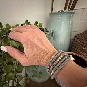 Chic Beaded Bracelet Set in Gray‎